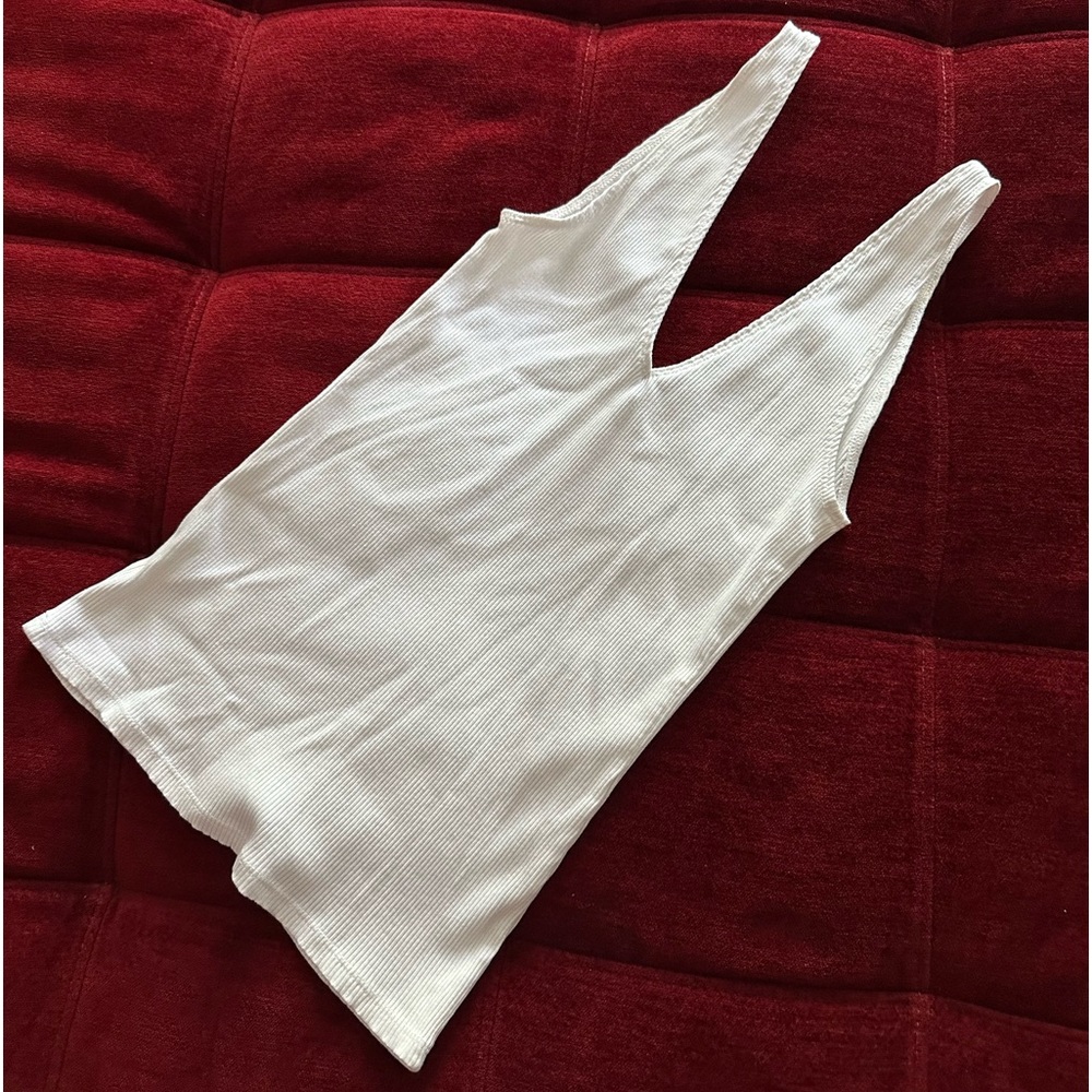 EXPRESS WHITE TANK - Picture 3 of 3